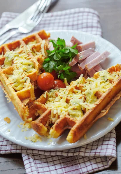 Waffles de queso parmesano